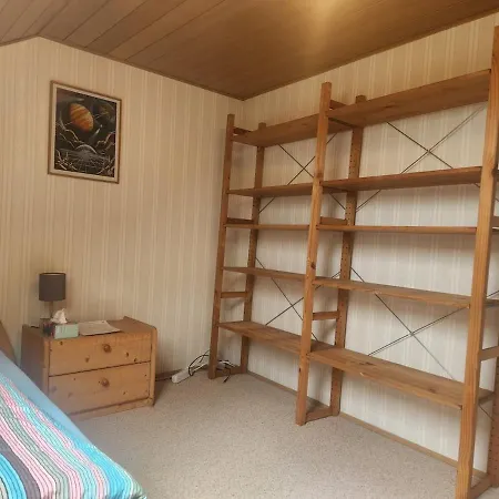 Zuhause Bei Uns Im Schlafzimmer M * Dorfles-Esbach