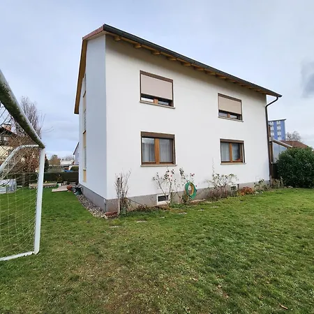 Apartment Zuhause Bei Uns Im Schlafzimmer M Dorfles-Esbach