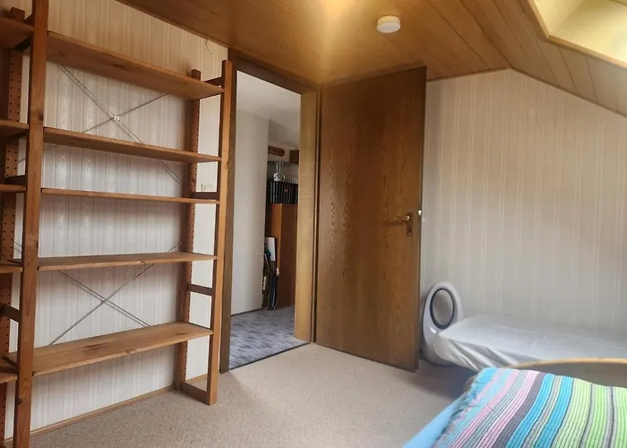 Zuhause Bei Uns Im Schlafzimmer M